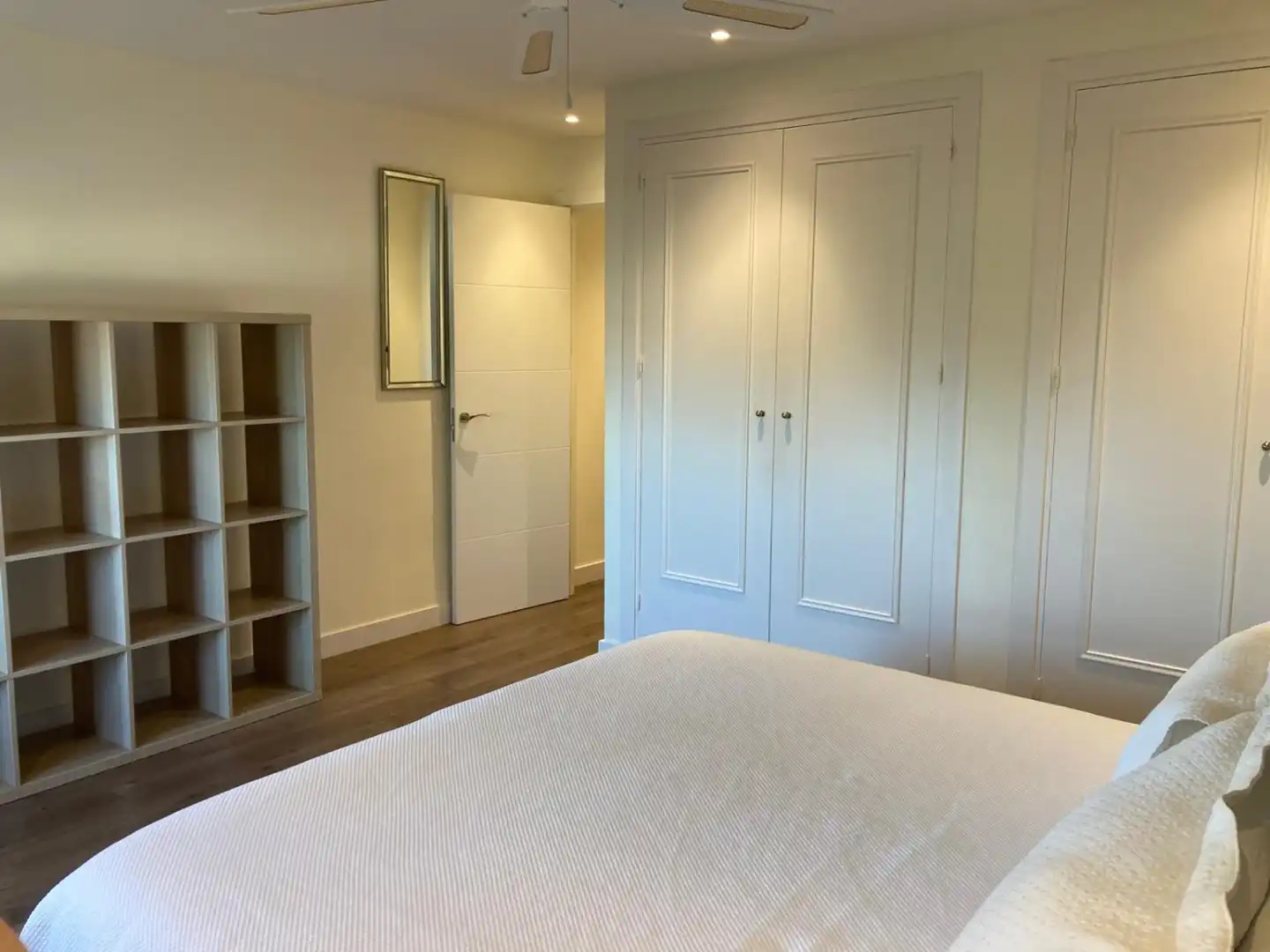 Bedroom of Flat for rent in Vélez-Málaga  with Air Conditioner, Terrace and Furnished