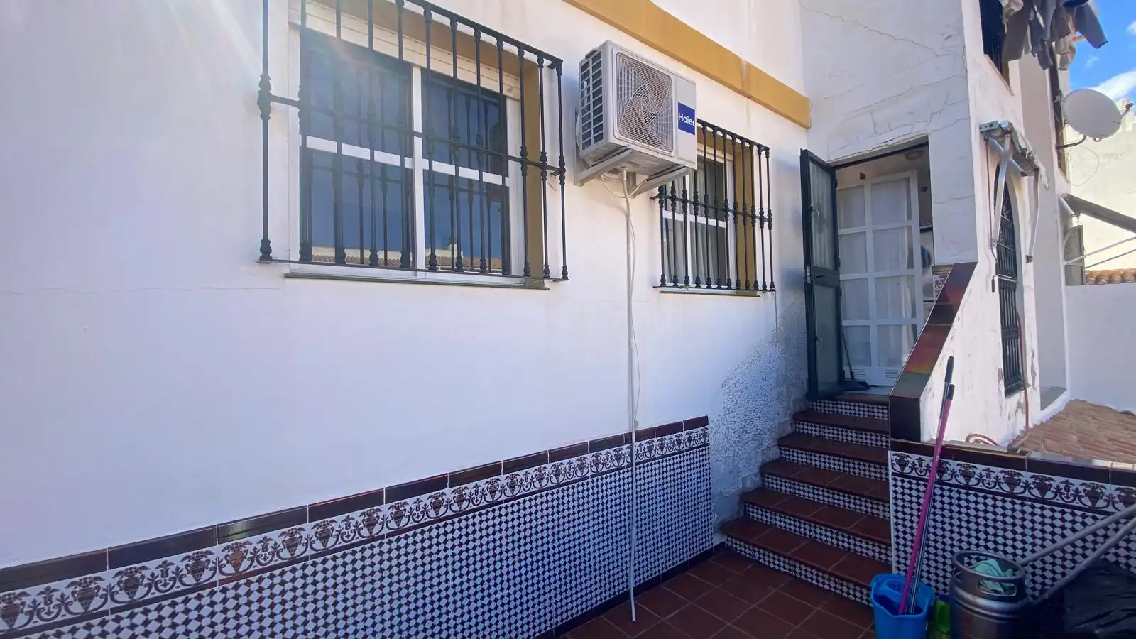 Außenansicht von Wohnung zum Verkauf in Alhaurín de la Torre mit Klimaanlage und Möbliert