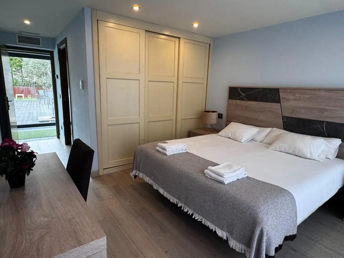 Chalet con terraza en venta en Calle Cortiguera, imagen 55