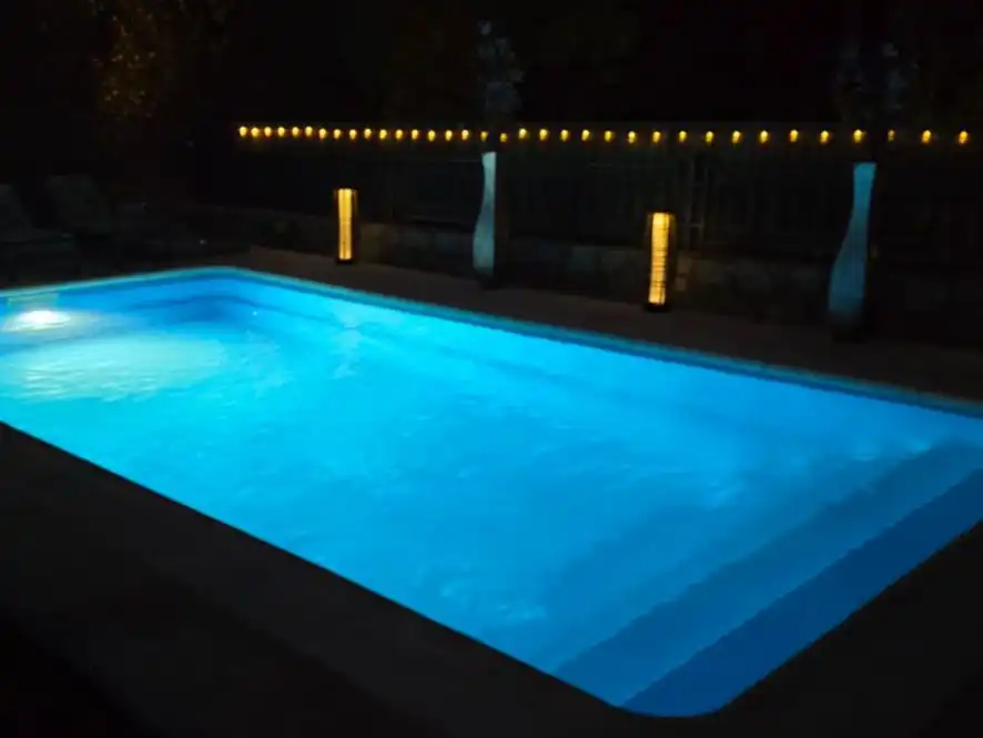 Piscina de Casa o chalet en venta en Navaluenga, Ávila