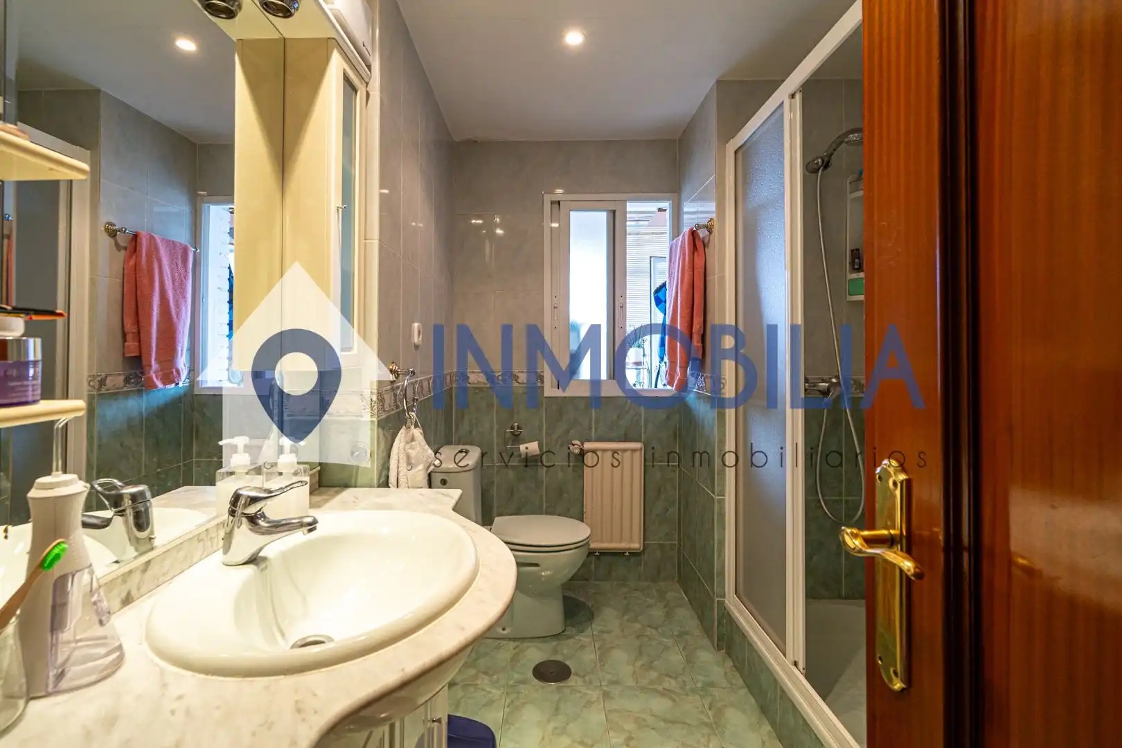 Badezimmer von Wohnung zum Verkauf in Madrid mit Klimaanlage, Heizung und Terrasse