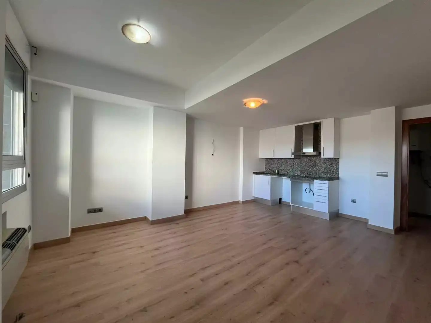 Living room of Apartments for sale in Empuriabrava  with Air Conditioner