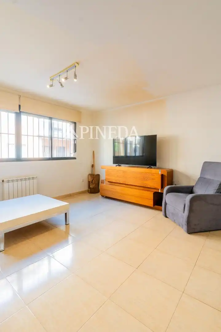 Sala de estar de Casa adosada en venta en Puçol con Calefacción, Terraza y Trastero