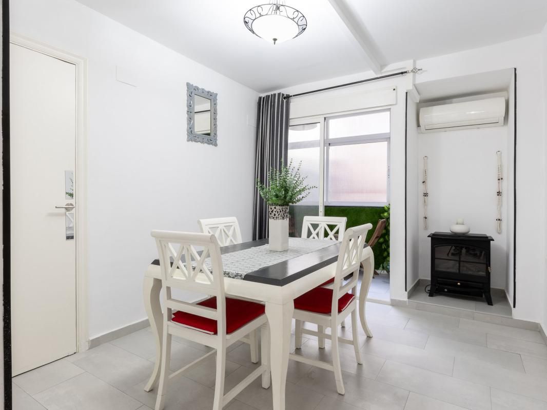 Piso en venta en C/ del Pintor Domingo, 40, El Pilar