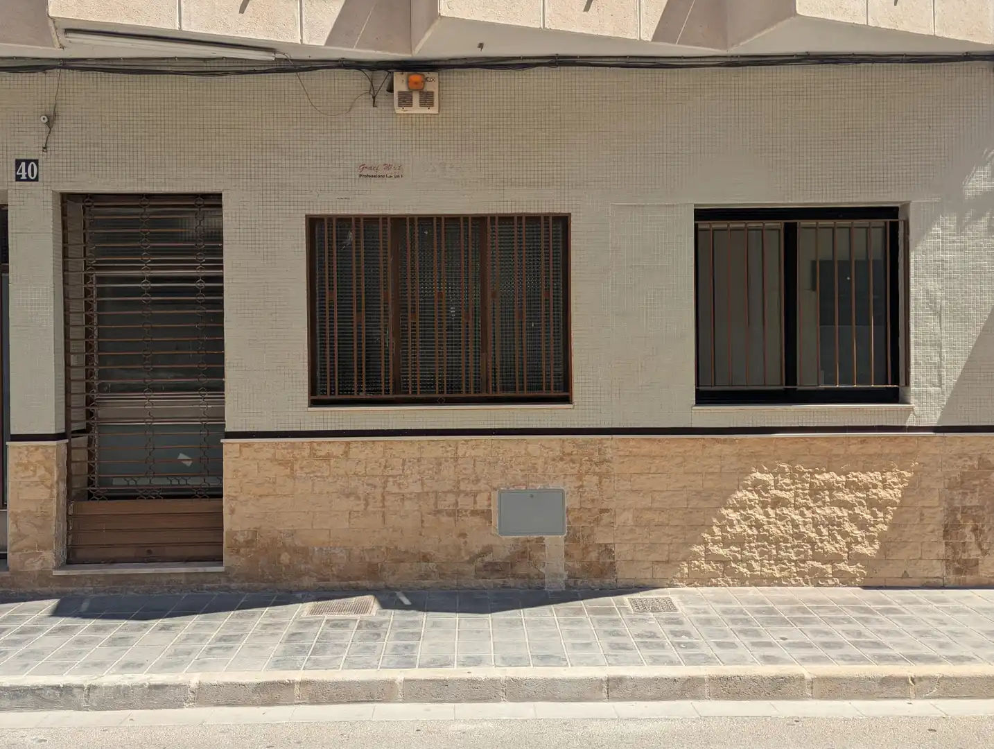 Exterior view of Commercial properties for rent in Alaquàs