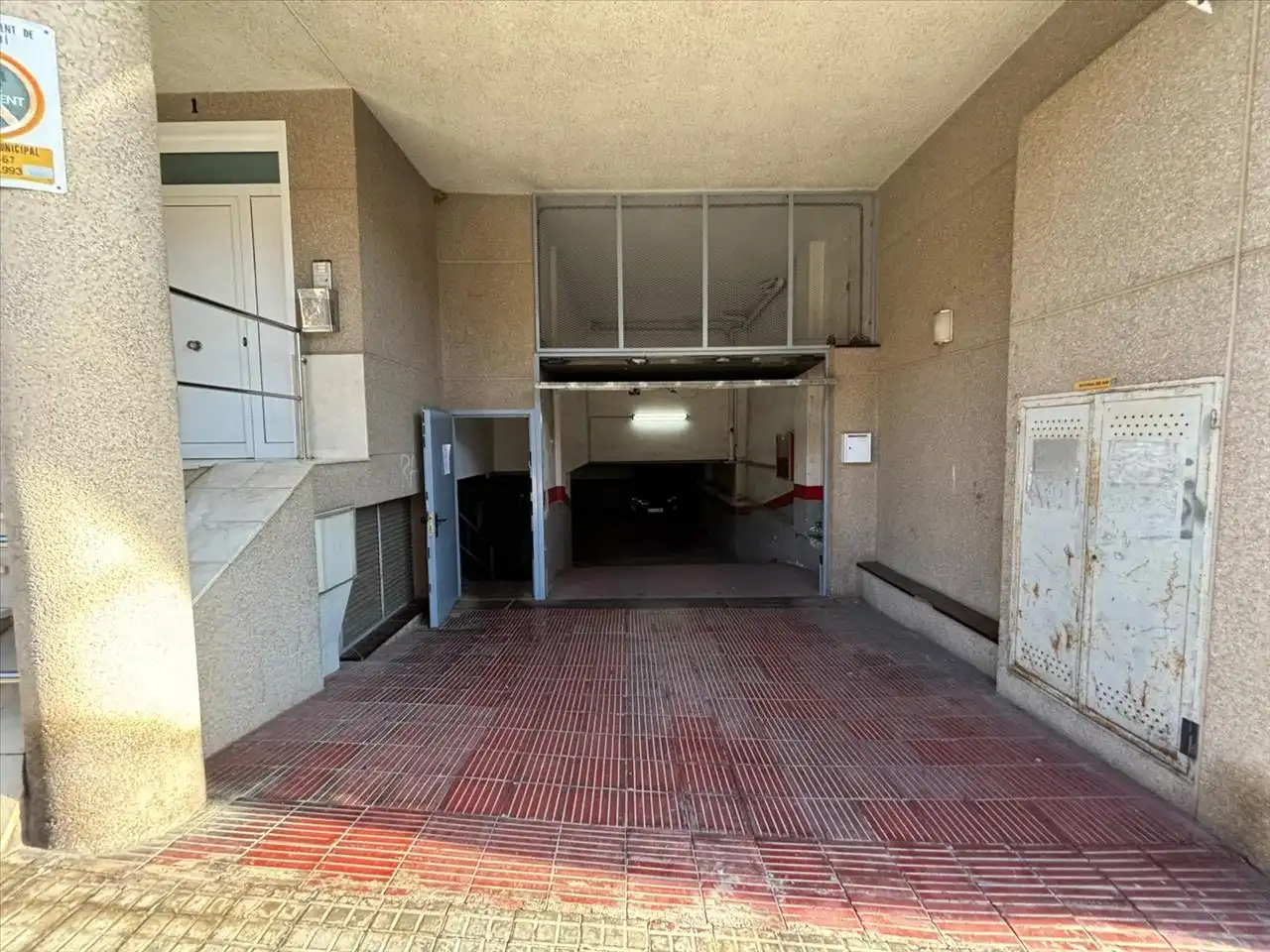 Parkplatz von Garage zum Verkauf in Rubí