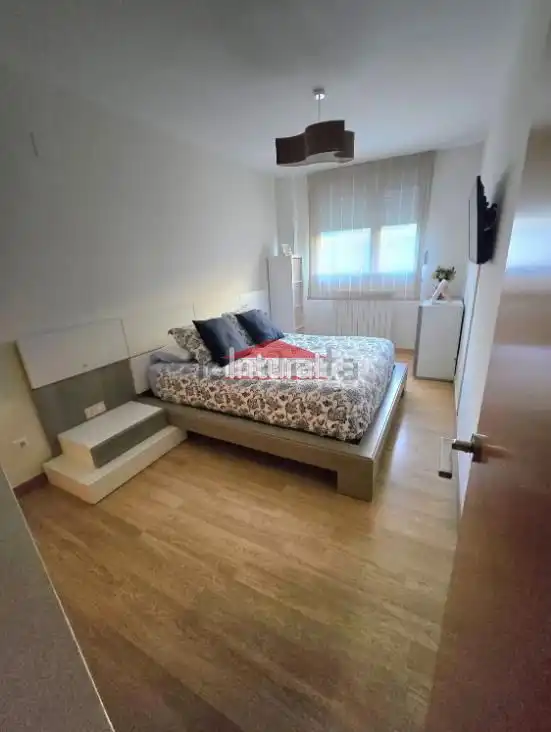 Habitación de Piso en venta en Albacete con Calefacción, Trastero y Amueblado