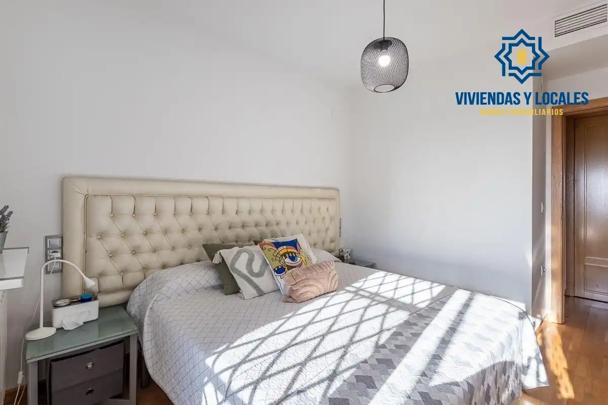 Penthouse mit Pool zum Verkauf in Avenida DE LA ILUSTRACION, imagen 16