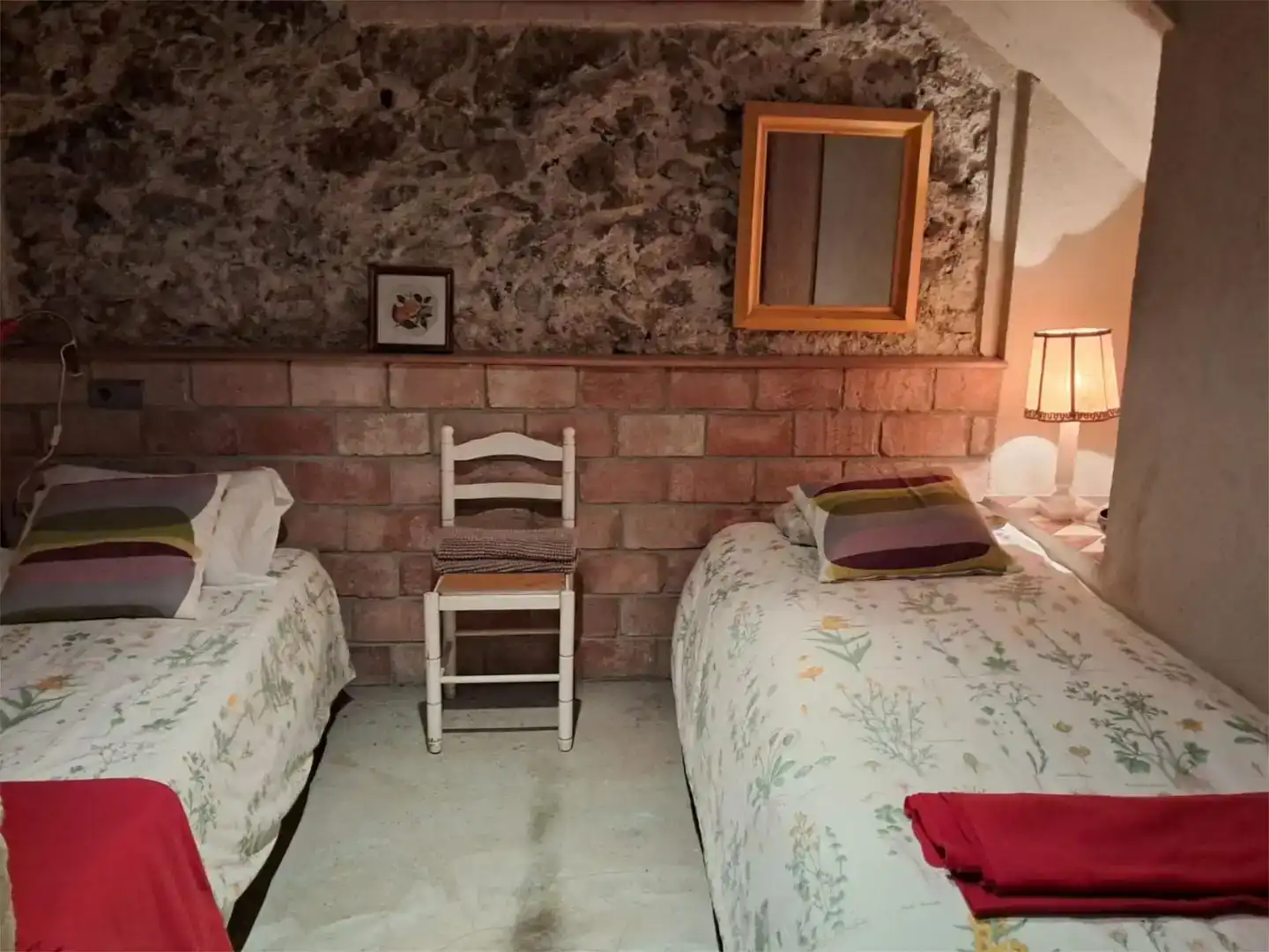 Habitación de Piso en venta en Olot con Jardín privado, Parquet y Amueblado