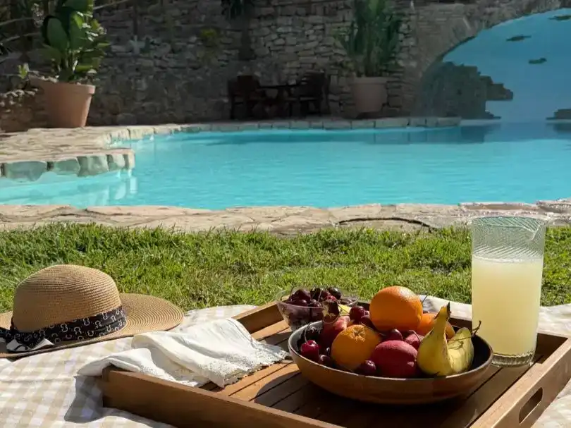 Piscina de Finca rústica de lloguer en Manises amb Aire condicionat, Jardí privat i Traster