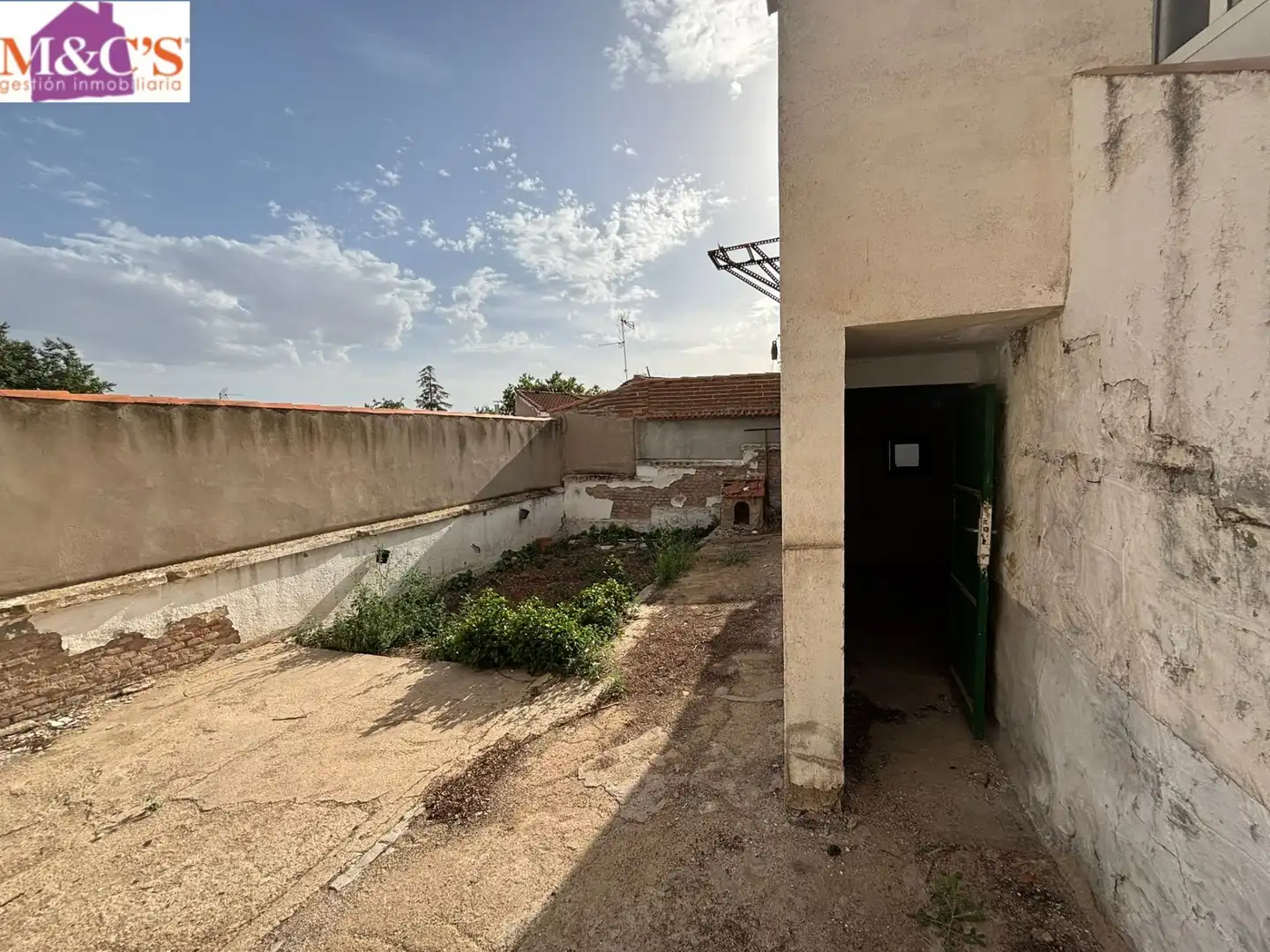 Vista exterior de Casa o xalet en venda en Puertollano