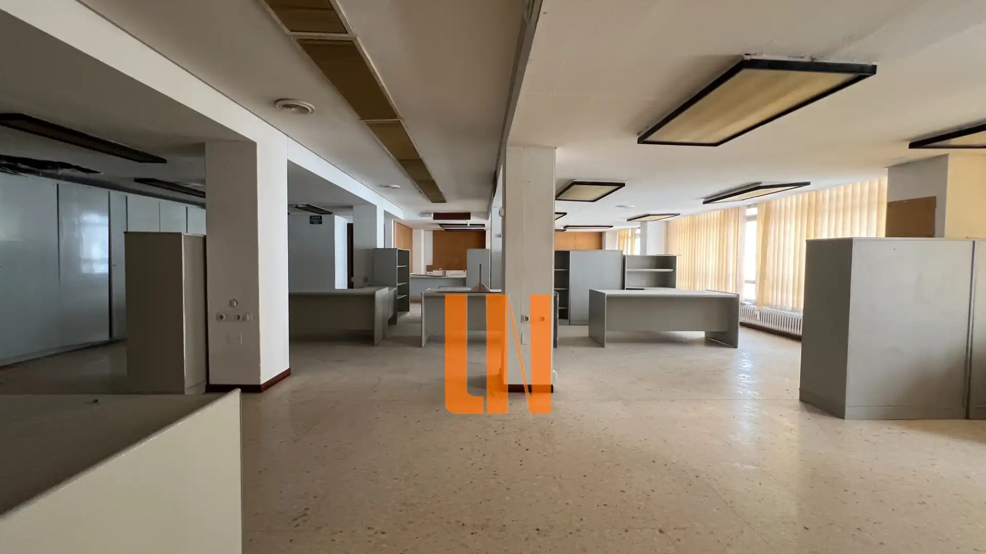 Oficina amb ascensor en venda a Rúa José Luis Pérez Cepeda, imagen 10