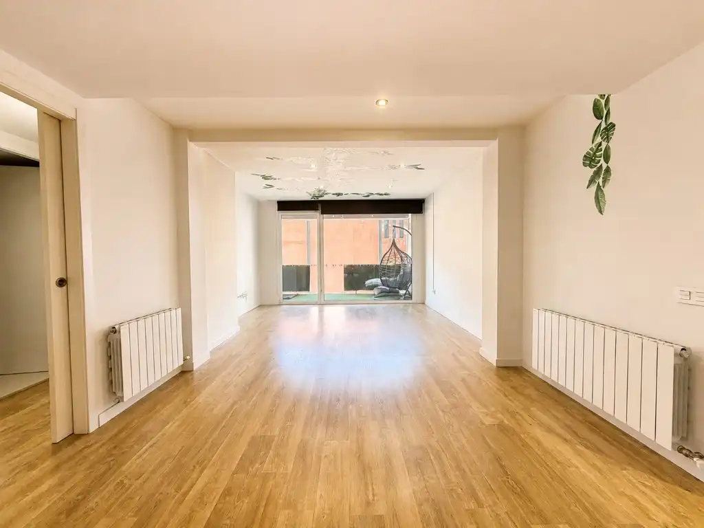 Flat for rent in Girona  with Air Conditioner, Heating and Oven
