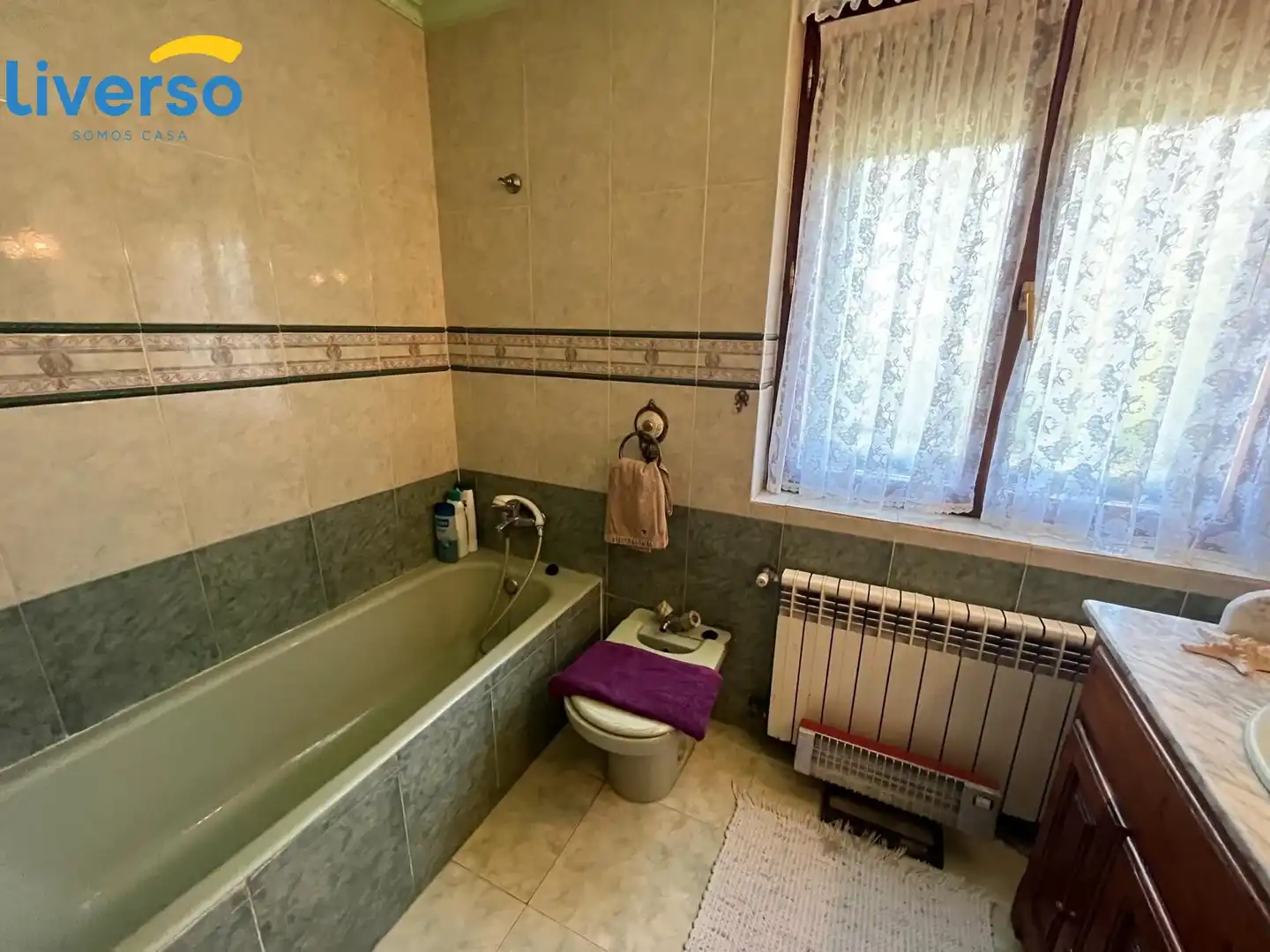 Bathroom of Houses for sale in Los Balbases   with Heating, Private garden and Terrace