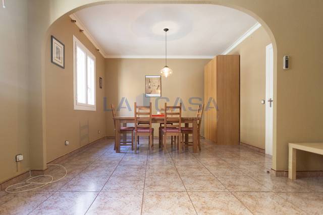 Piso en Venta en Calle PADILLA en Sagrada Família