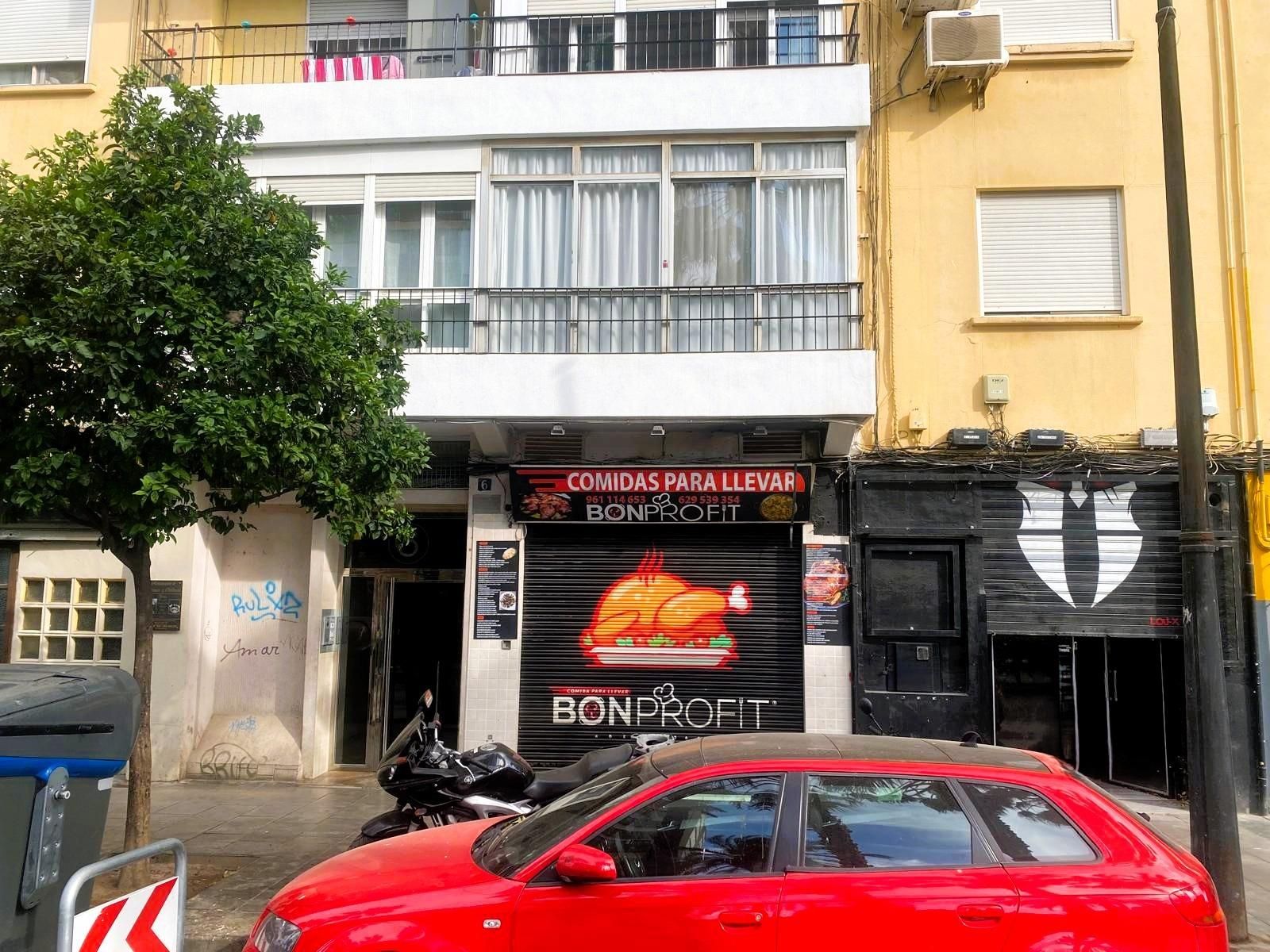 Premises for sale in  Valencia Capital