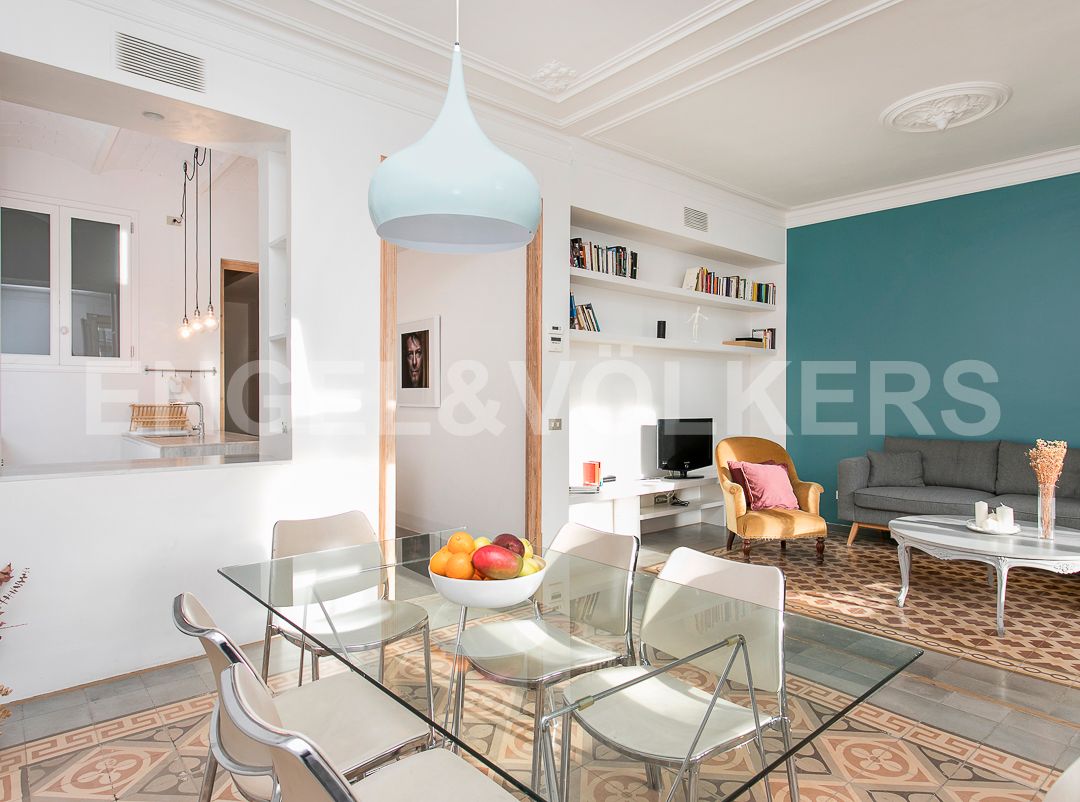 Living room of Apartment for sale in  Barcelona Capital  with Air Conditioner and Heating