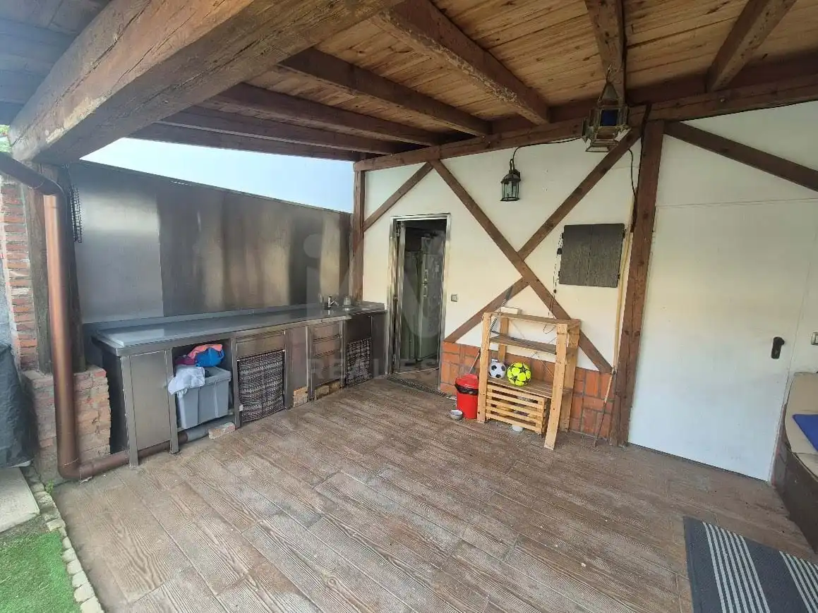 Cuina de Casa adosada en venda en Monterrubio de Armuña amb Calefacció i Terrassa
