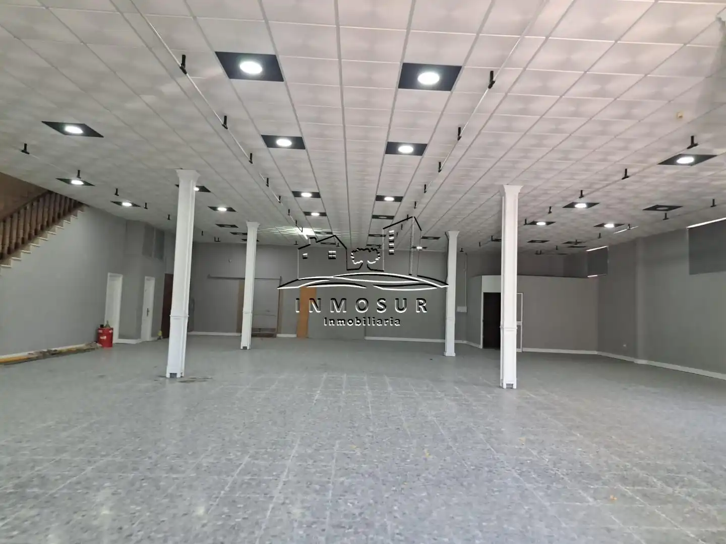 Industrial building to rent in Poleares