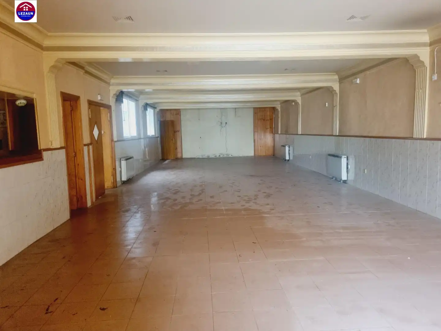 Edificio en venta en Andosilla
