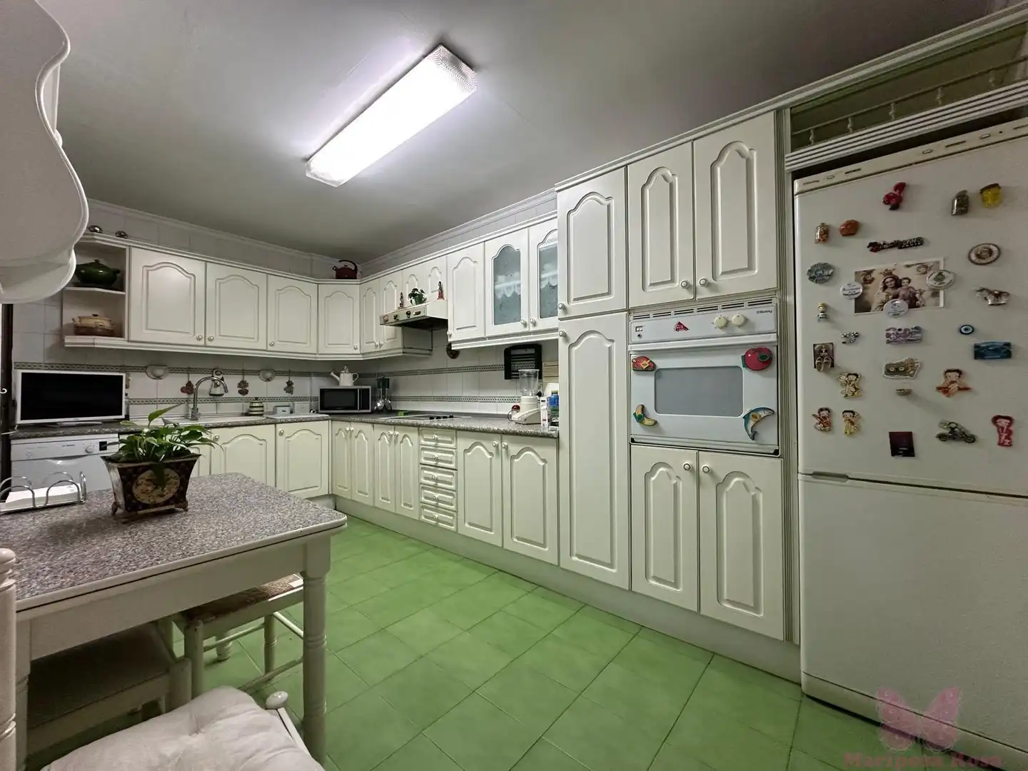 Cocina de Piso en venta en Cádiz con Calefacción