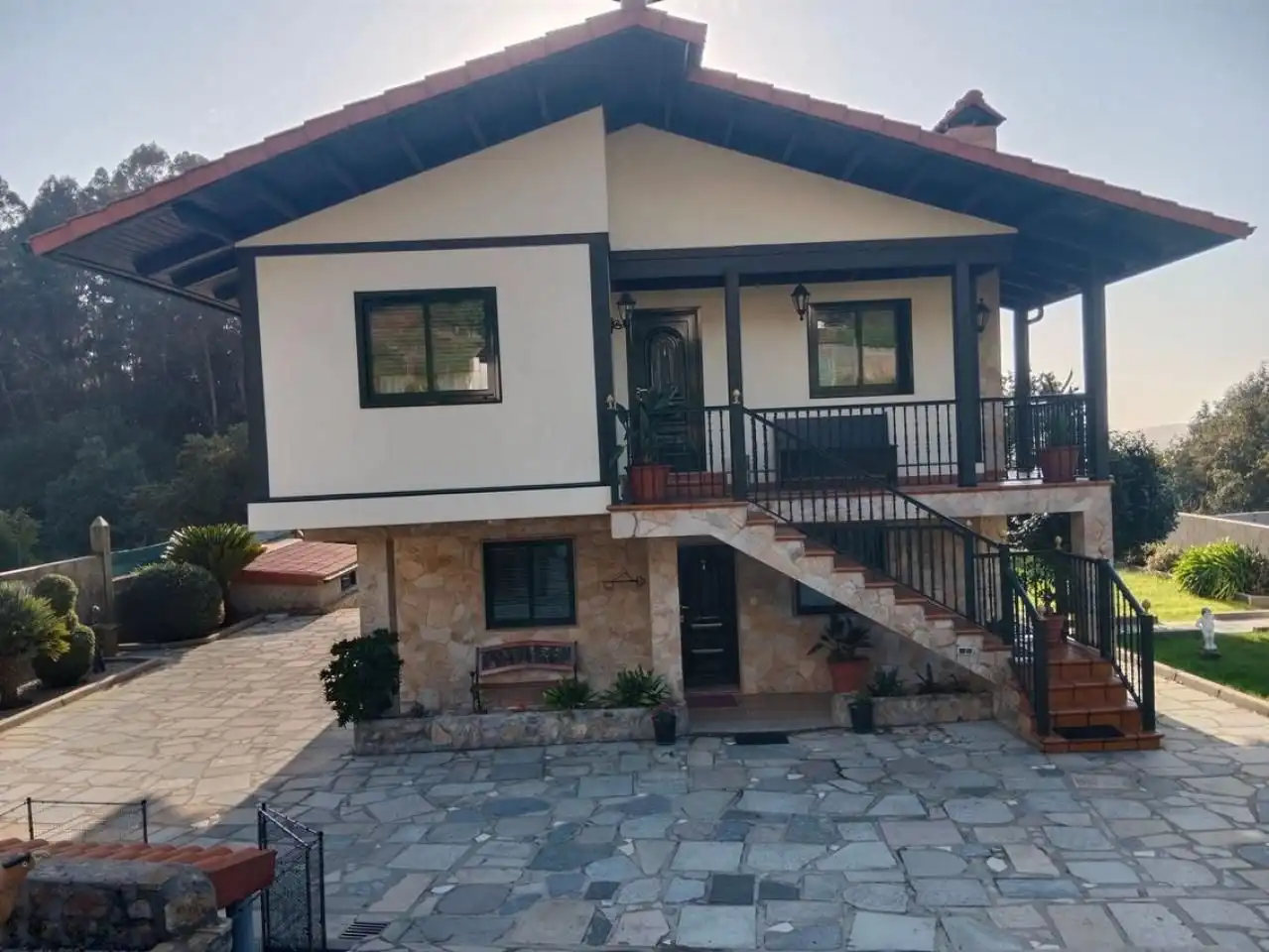 House with terrace for sale in Camino Leira Do Muiño 23