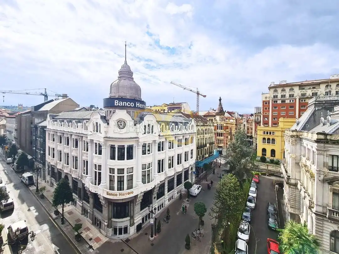 Exterior view of Flat for sale in Oviedo   with Heating, Terrace and Storage room