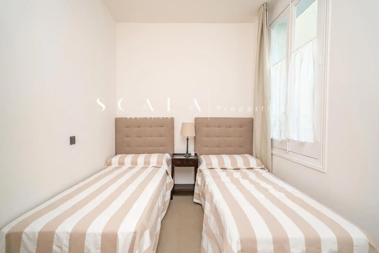Bedroom of Duplexes for rent in Madrid  with Air Conditioner, Heating and Terrace