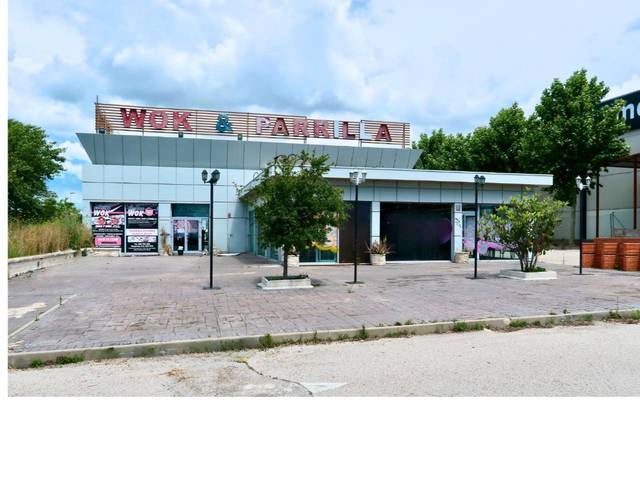 Local comercial en Venta en Calle Circulo Polar, 9B en Polígono de las Monjas