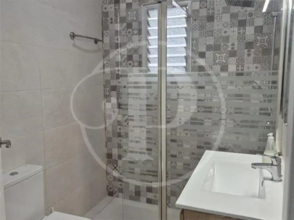 Bany de Apartament en venda en Aldaia amb Terrassa i Balcó