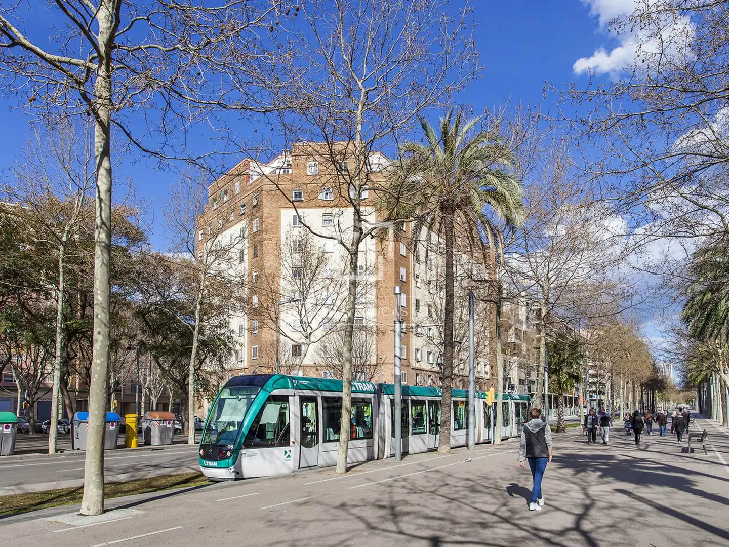 Exterior view of Flat for rent in Sant Martí