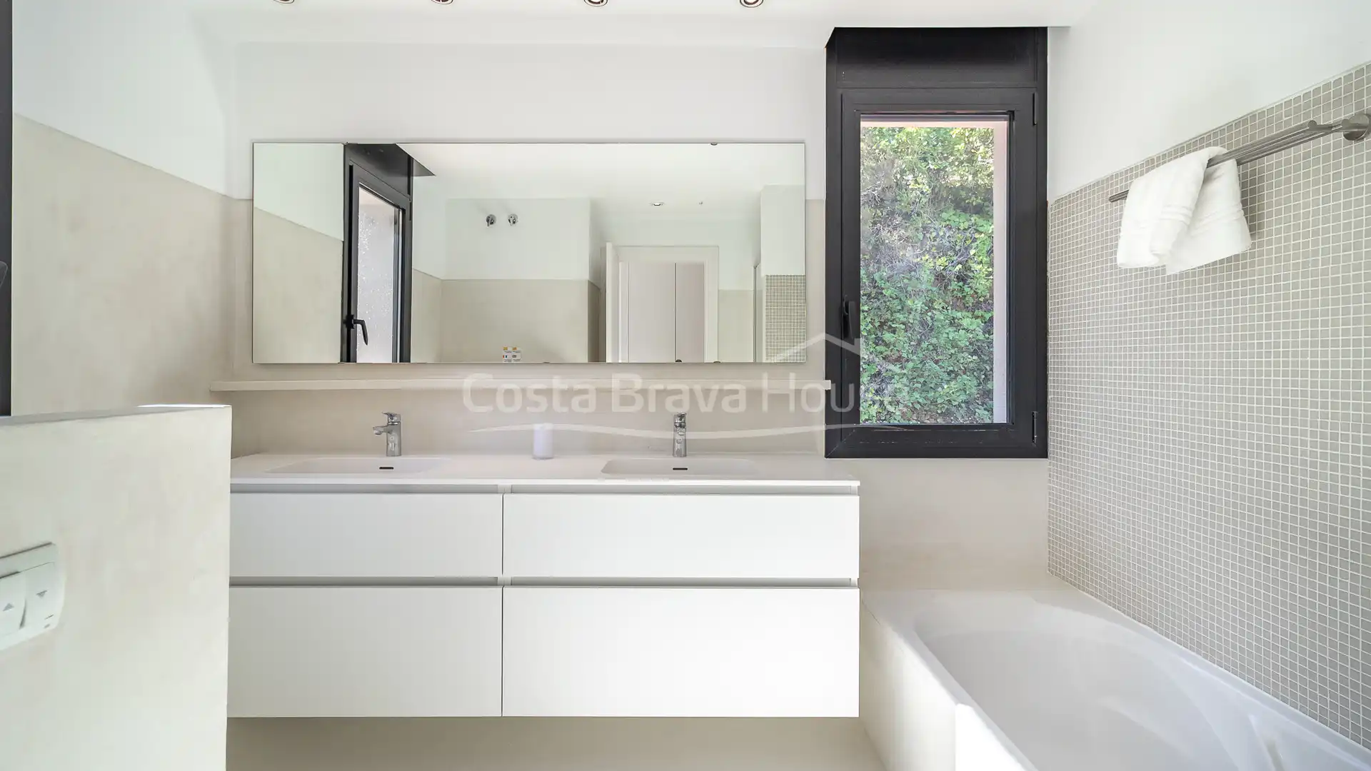 Casa amb terrassa en venda a Carrer de Josep Clarà, imagen 28