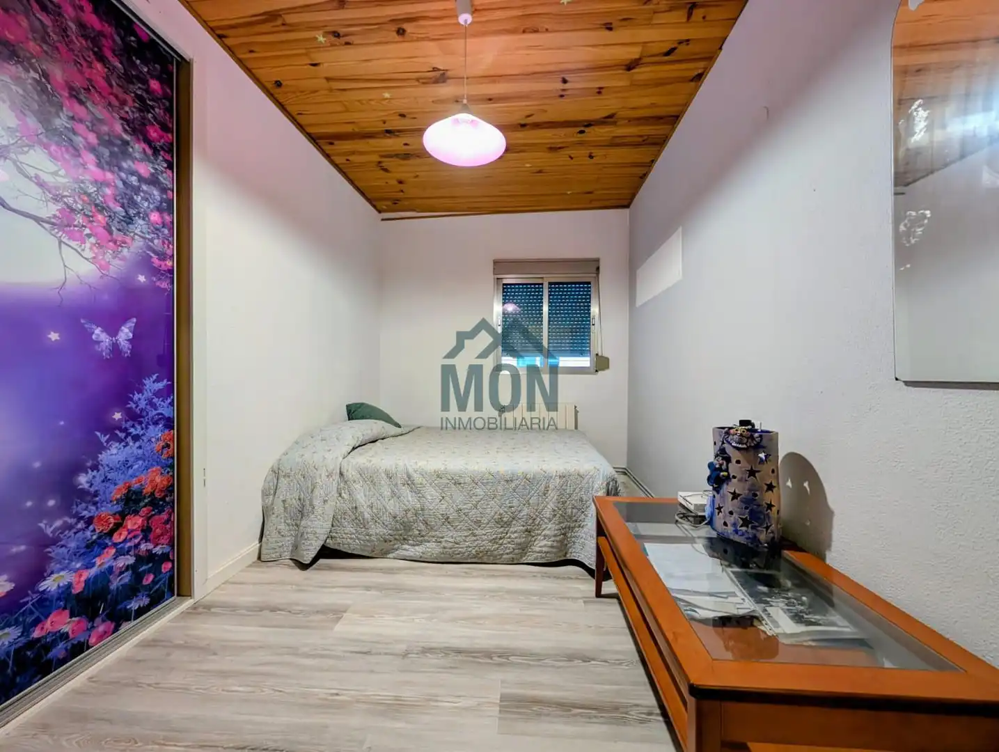 Habitación de Ático en venta en Catarroja con Calefacción, Parquet y Terraza