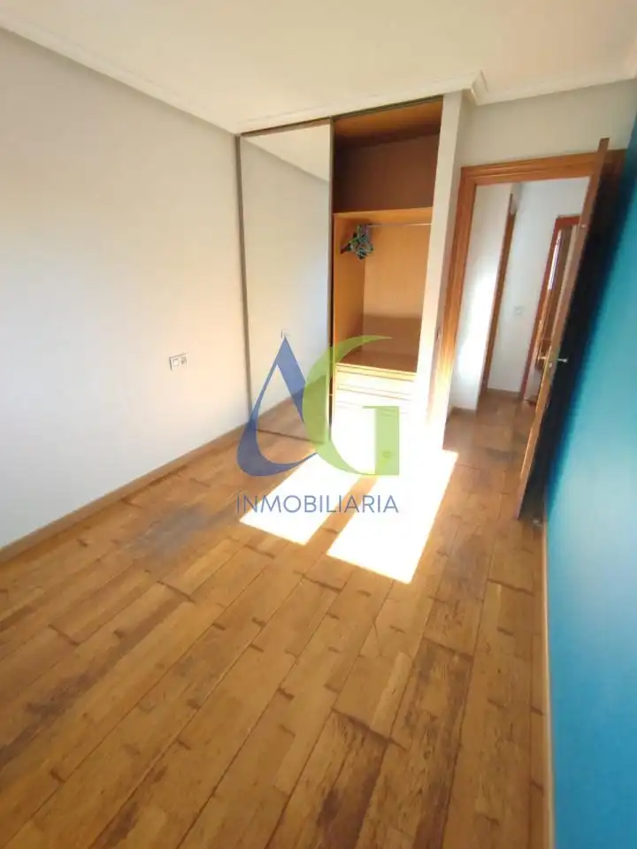 Dormitori de Pis en venda en San Andrés del Rabanedo amb Calefacció, Parquet i Traster
