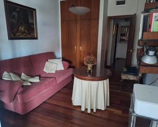 Living room of Flat for sale in  Sevilla Capital  with Air Conditioner, Heating and Private garden