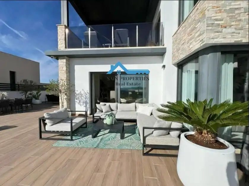 Chalet con terraza en venta en Golf Bahía, imagen 2