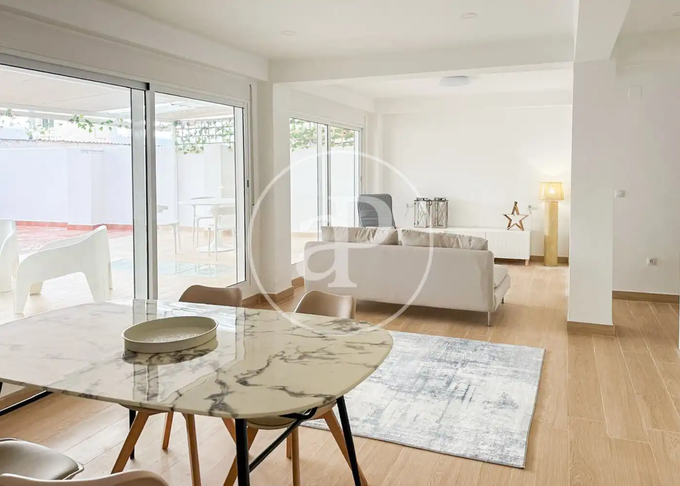 Living room of Flat for sale in Valencia  with Air Conditioner, Heating and Terrace