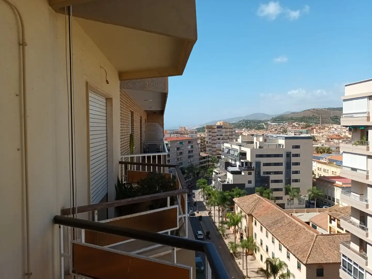 Vista exterior de Pis de lloguer en Motril amb Calefacció, Terrassa i Moblat