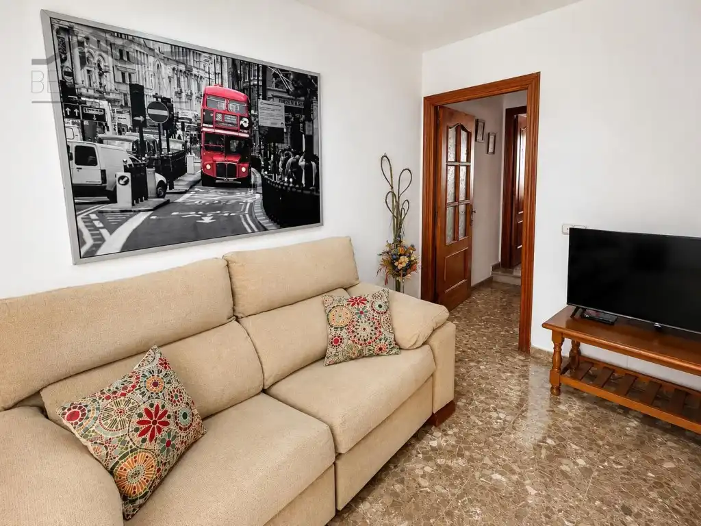 Living room of Ground floor for rent in Estepona  with Furnished, TV and Internet