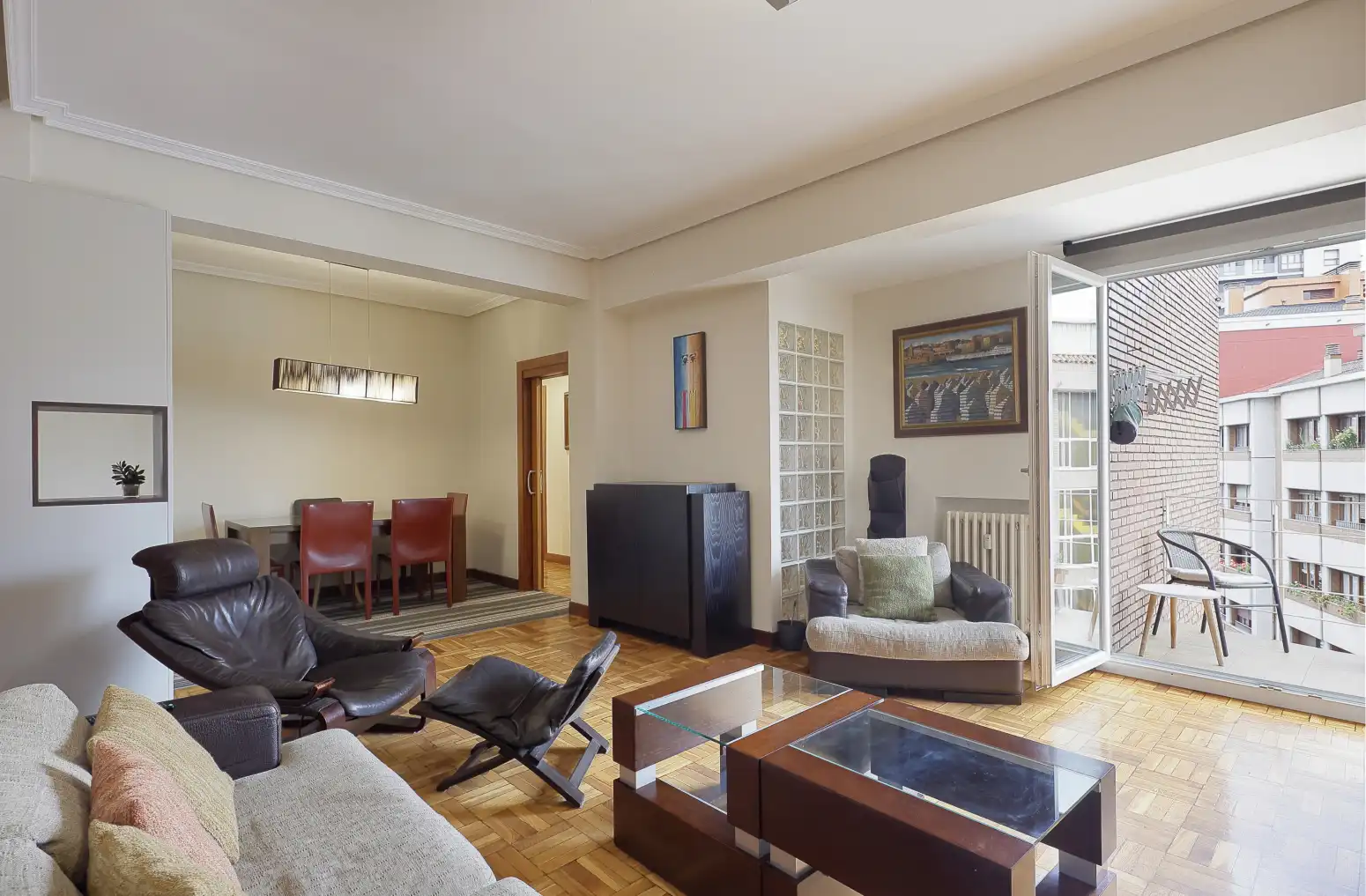 Living room of Flat for sale in Gijón   with Heating, Parquet flooring and Terrace