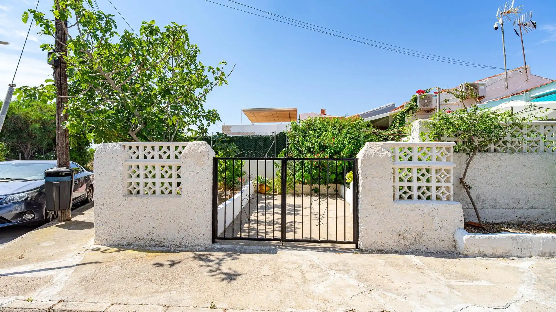 Vista exterior de Casa o chalet en venta en Torrevieja con Jardín privado, Terraza y Trastero