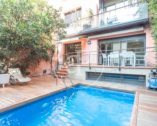 Swimming pool of Flat to rent in  Barcelona Capital  with Air Conditioner, Terrace and Balcony