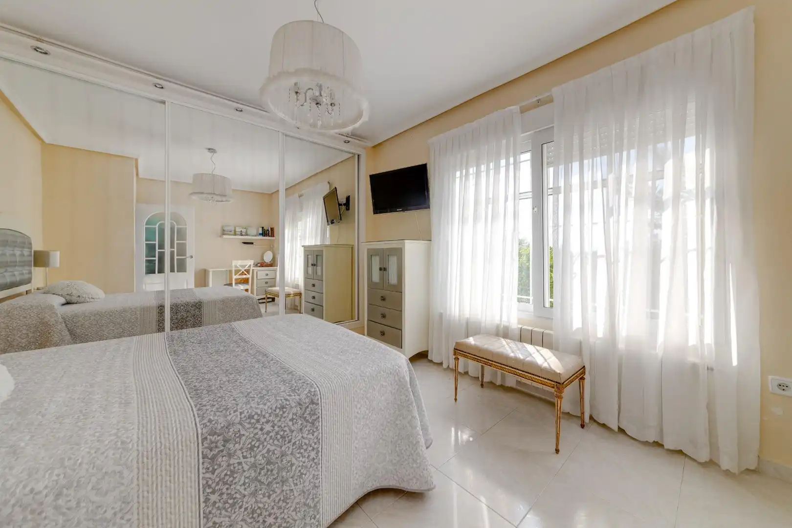 Casa o xalet en venda a Carrer Carrer de la Sierra Morena-las Filipinas, Villamartín - Las Filipinas