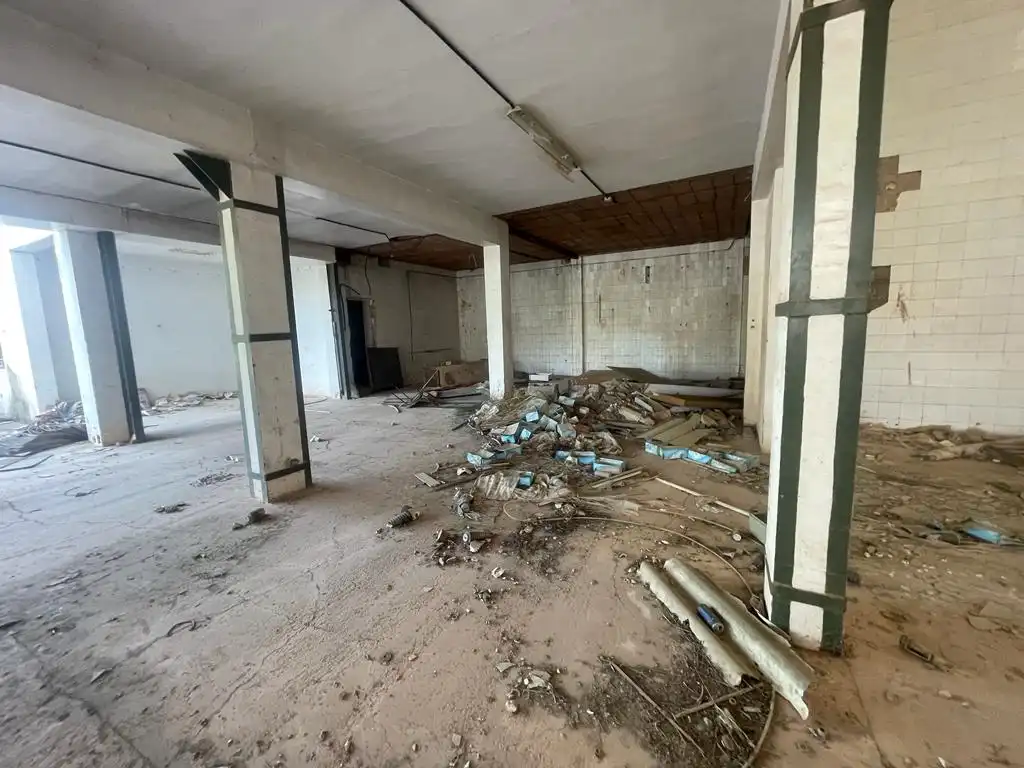 Nave industrial en venta en Oliva, Ribesalbes