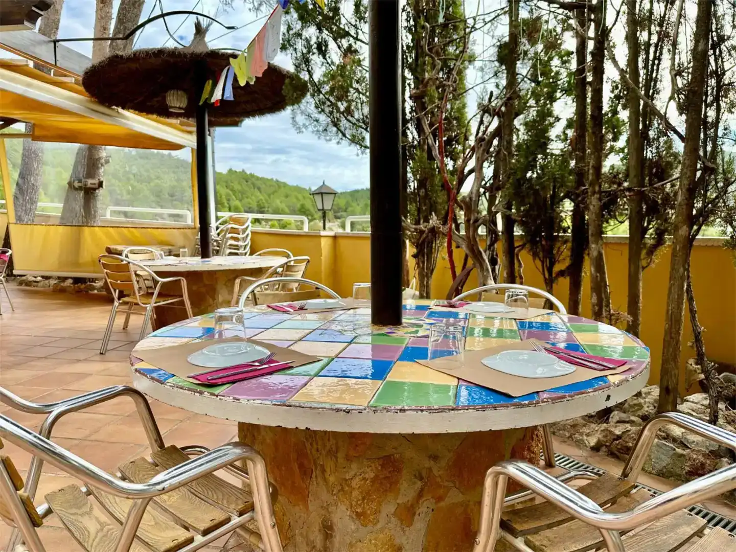 Local en venda en Montanejos amb Parquet i Moblat
