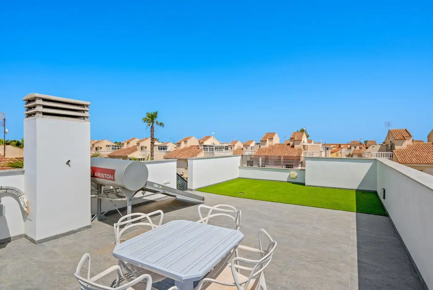 Villa mit Pool zum Verkauf in Zona Carrefour - Urbanizaciones, imagen 36