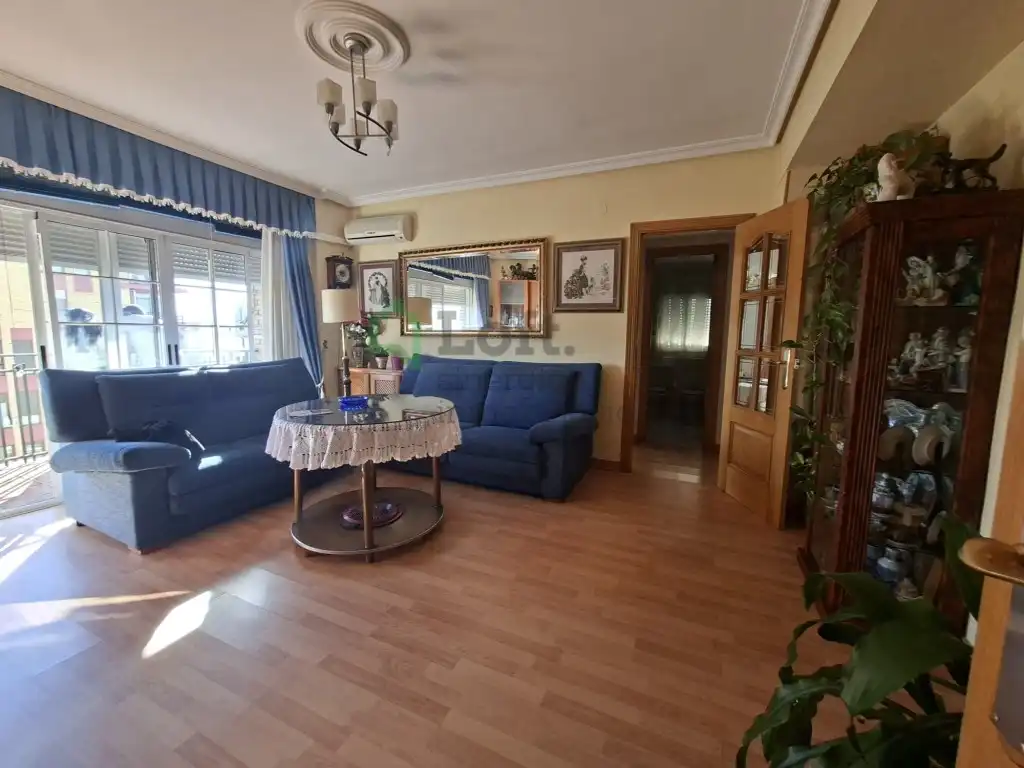 Sala d'estar de Pis en venda en Badajoz Capital