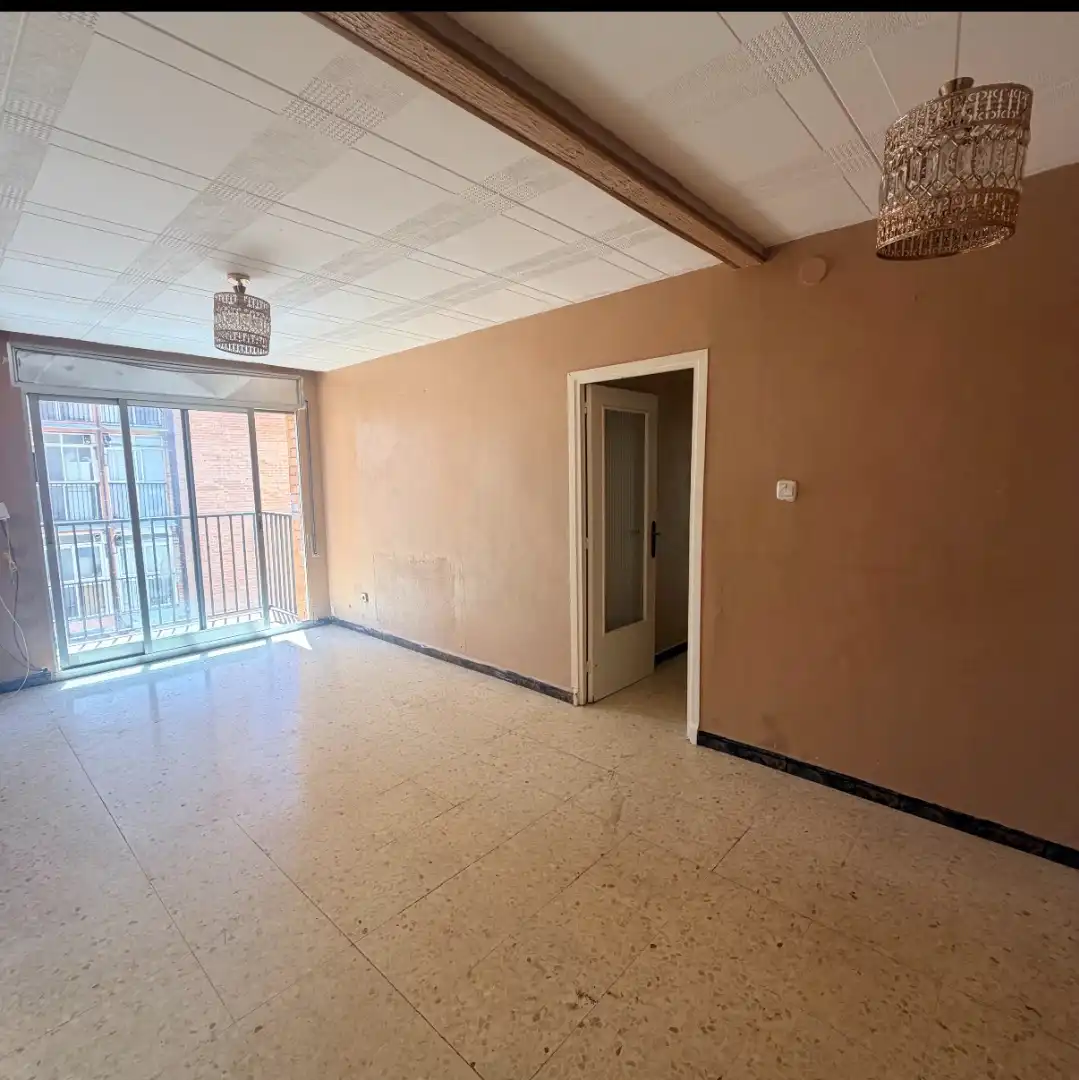 Sala de estar de Piso en venta en Terrassa con Alarma