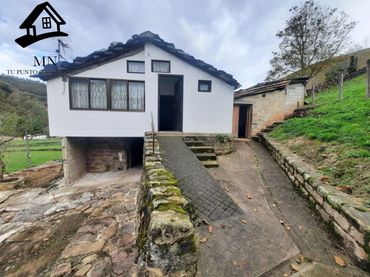 Maison rustique à vendre à Vega de Pas