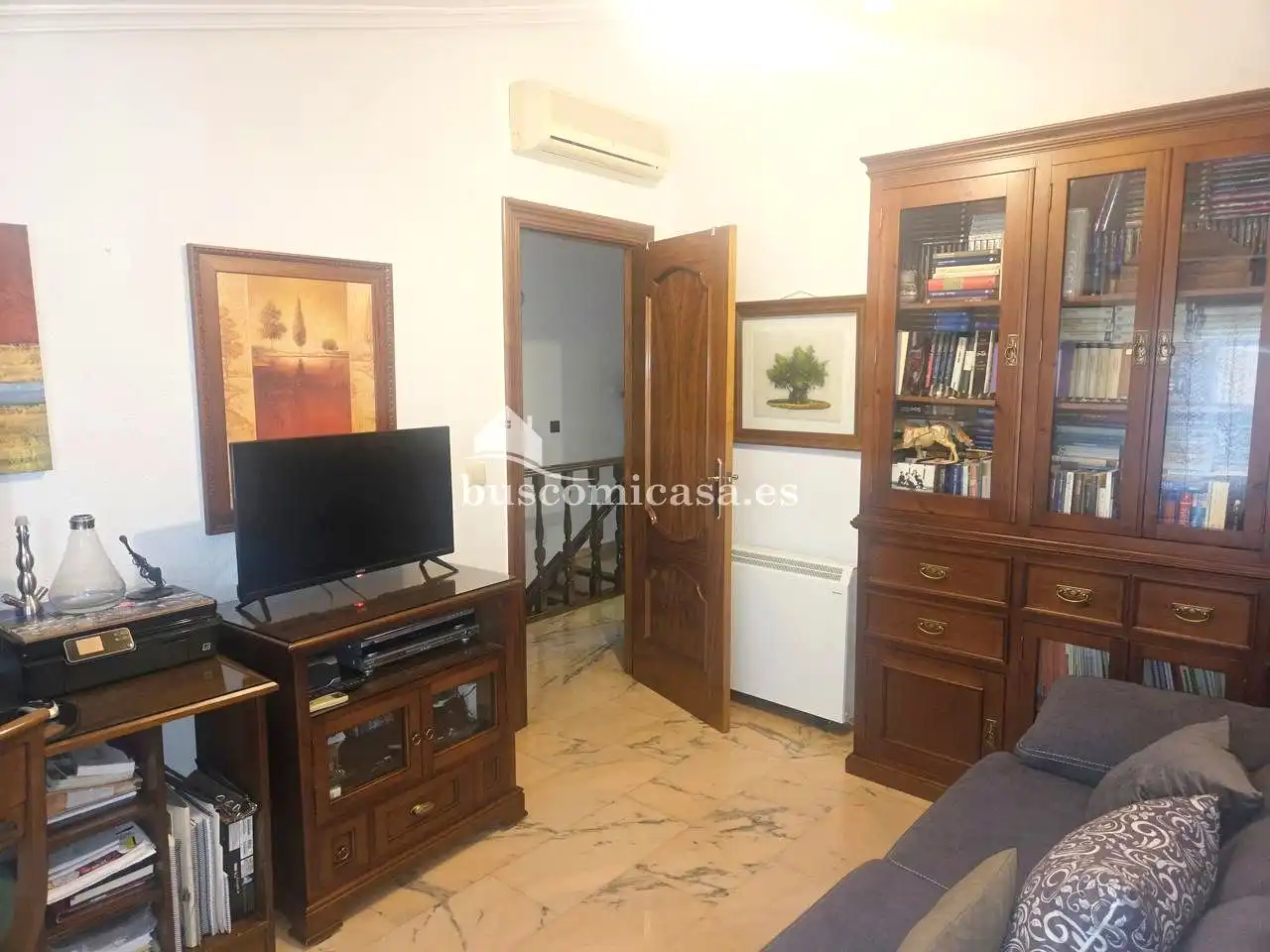 Sala d'estar de Pis en venda en Jaén amb Aire condicionat, Calefacció i Parquet